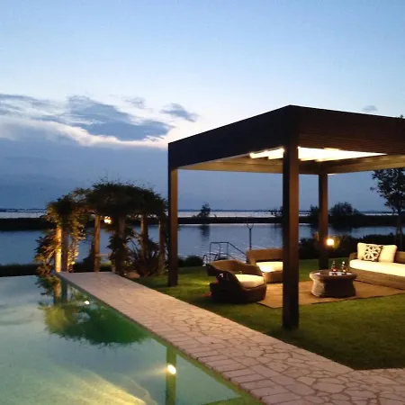 Beautiful With Private Pool - Isola Albarella Villa